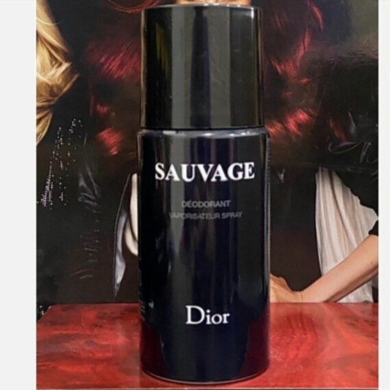 CB Sauvage body spray by Maghdour