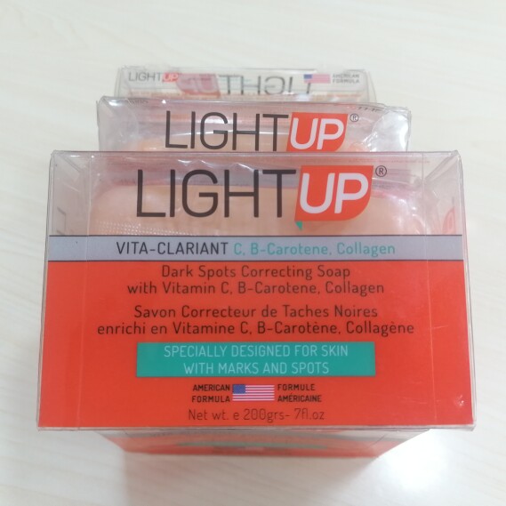 LIGHTUP  VITA-CLAFk Spots VITA-CLARIANT C: B-Carotene & Collagen  Dark Spots Correcting Soap 200g